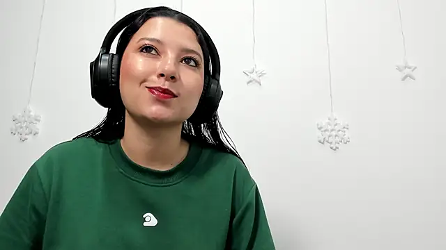 Snapshot of cami-01 chatting on 12-21-25, 02:24 cami-01 online show from 12-21-25, 02:24