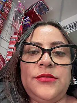 Snapshot of Sol_biglips chatting on 01-19-25, 08:19 Sol biglips online show from 01-19-25, 08:19