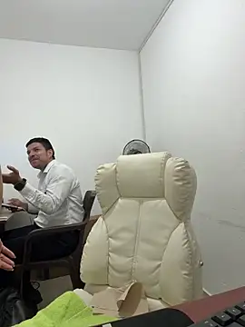 Sol biglips online show from 04-28-26, 04:23