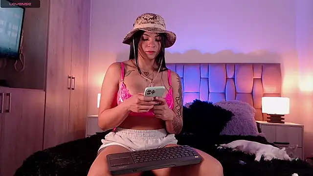 SophiaKarson online show from 02-28-25, 11:14