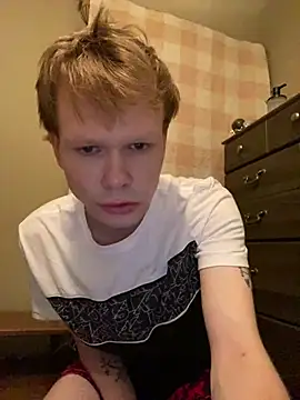 Snapshot of Mikeswanston chatting on 02-10-25, 05:03 Mikeswanston online show from 02-10-25, 05:03