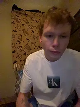 Snapshot of Mikeswanston chatting on 02-18-25, 03:32 Mikeswanston online show from 02-18-25, 03:32