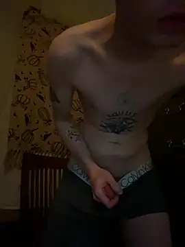 Snapshot of Mikeswanston chatting on 03-22-25, 05:17 Mikeswanston online show from 03-22-25, 05:17