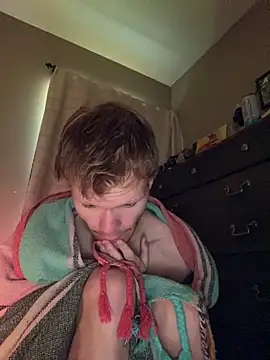 Snapshot of Mikeswanston chatting on 11-10-25, 09:03 Mikeswanston online show from 11-10-25, 09:03