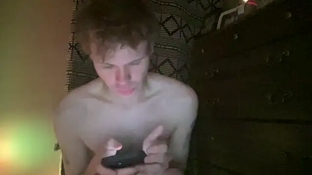 Snapshot of Mikeswanston chatting on 02-01-26, 12:59 Mikeswanston online show from 02-01-26, 12:59