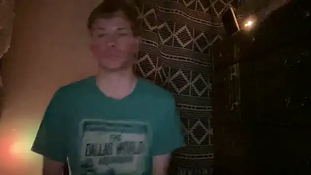 Snapshot of Mikeswanston chatting on 03-04-26, 01:06 Mikeswanston online show from 03-04-26, 01:06