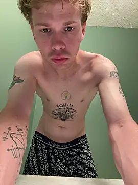 Snapshot of Mikeswanston chatting on 04-04-26, 09:45 Mikeswanston online show from 04-04-26, 09:45