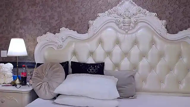 OliveWilson online show from 03-19-25, 10:22