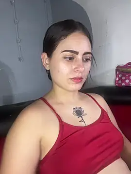 Snapshot of Azuna25 chatting on 06-28-26, 07:42 Azuna25 online show from 06-28-26, 07:42
