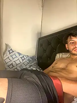 Snapshot of tom_thick chatting on 12-07-24, 07:16 tom thick online show from 12-07-24, 07:16