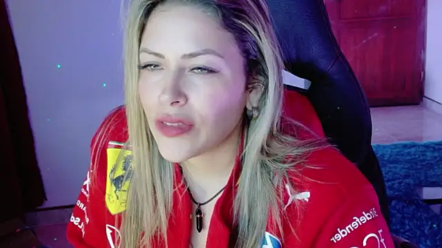 Natalia Montoya online show from 11-20-25, 02:23