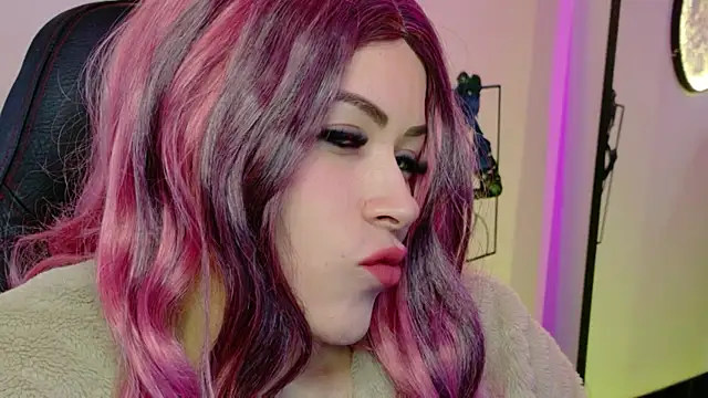 Natalia Montoya online show from 07-13-26, 10:18