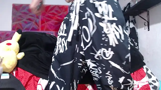 Snapshot of bix_couples chatting on 01-07-26, 01:08 bix couples online show from 01-07-26, 01:08