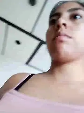 Snapshot of Valeer_abby chatting on 12-26-24, 02:37 Valeer abby online show from 12-26-24, 02:37