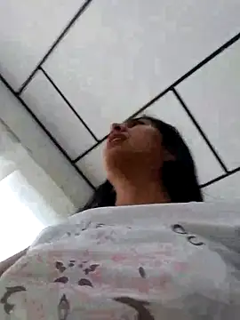 Snapshot of Valeer_abby chatting on 01-01-25, 02:20 Valeer abby online show from 01-01-25, 02:20