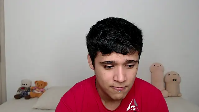 kaiine190 online show from 10-28-25, 11:07