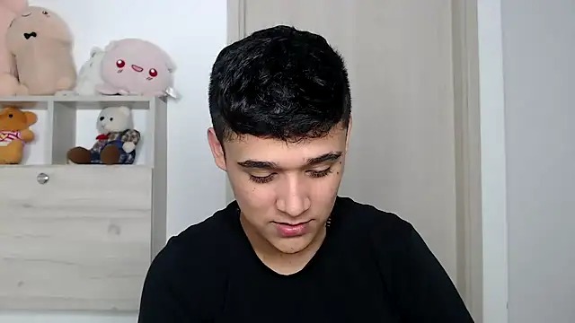 kaiine190 online show from 11-14-25, 09:57