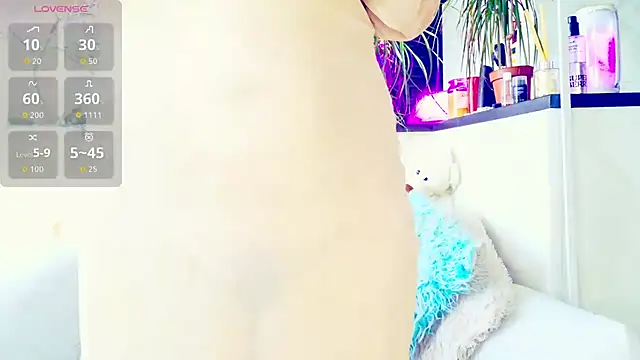  JuliaSpace  online show from 11-15-25, 12:34