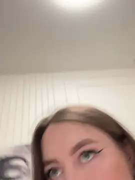 Lady MiaOlson online show from 01-02-25, 01:17