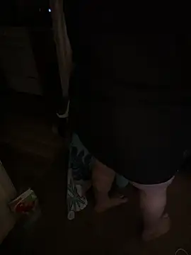 Juicyjordie online show from 04-14-26, 04:40