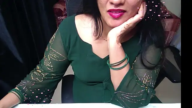 Snapshot of Arushisingh8888 chatting on 06-27-26, 01:06 Arushisingh8888 online show from 06-27-26, 01:06
