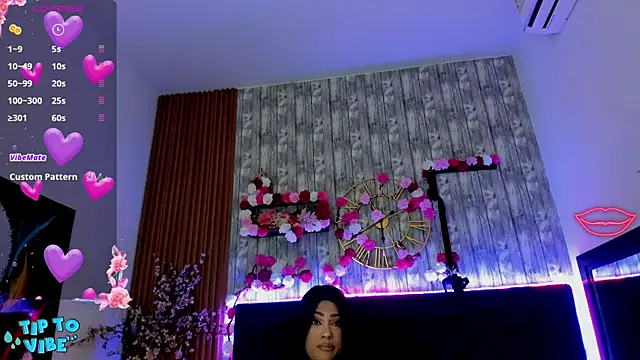 Snapshot of Neko_Misaki chatting on 09-17-25, 12:18 Neko Misaki online show from 09-17-25, 12:18