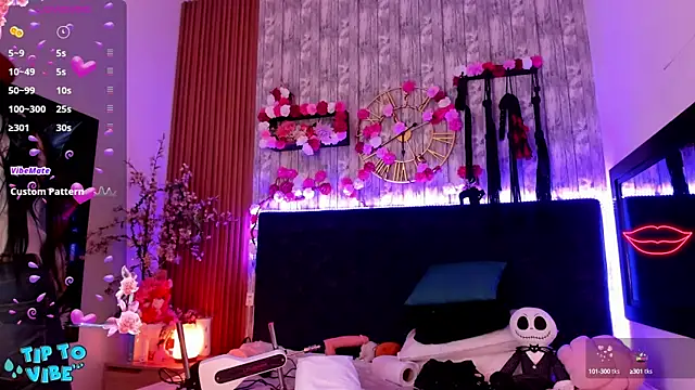 Snapshot of Neko_Misaki chatting on 10-07-25, 11:40 Neko Misaki online show from 10-07-25, 11:40
