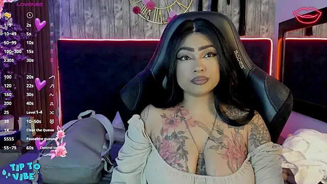 Neko Misaki online show from 06-19-26, 10:52