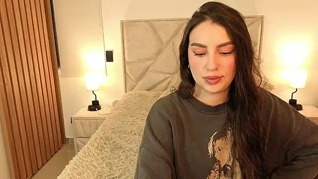 teseo and afroditha  online show from 12-23-25, 03:26