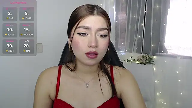 mily thomson b  online show from 01-04-25, 04:32