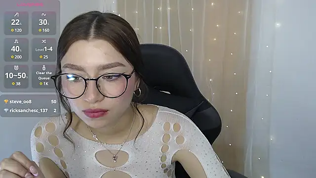 mily thomson b  online show from 01-09-25, 08:33