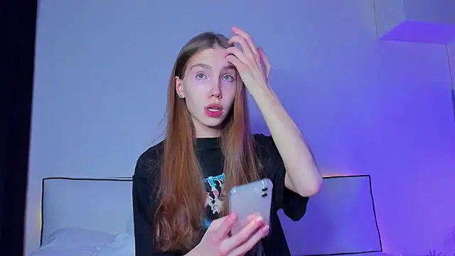 haileyishere online show from 03-18-25, 07:42