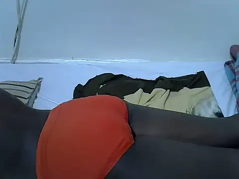 springly love online show from 10-15-25, 07:41