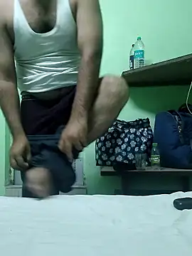 Snapshot of DADDY69SS chatting on 01-12-26, 04:34 DADDY69SS online show from 01-12-26, 04:34