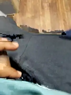 Snapshot of DADDY69SS chatting on 02-13-26, 04:36 DADDY69SS online show from 02-13-26, 04:36