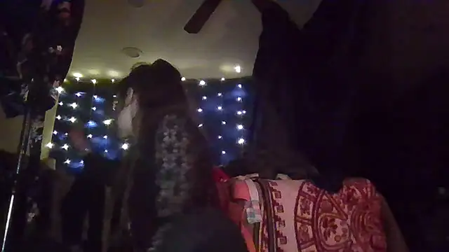 Snapshot of EyaDivine1 chatting on 01-17-26, 04:17 EyaDivine1 online show from 01-17-26, 04:17