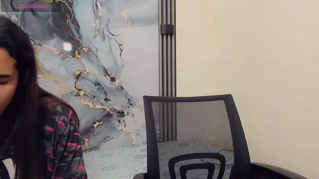 Rubi 30 online show from 11-27-25, 02:19