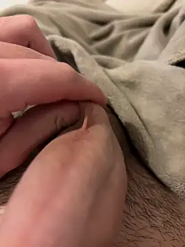 Snapshot of fuckitzer chatting on 12-05-25, 07:54 fuckitzer online show from 12-05-25, 07:54