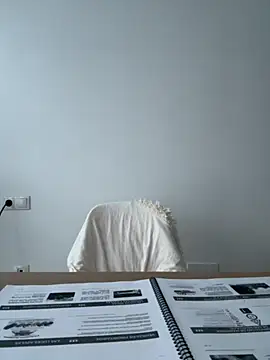 streetdoll online show from 09-30-25, 06:40