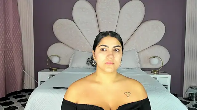 PaulinaDuarte online show from 11-20-25, 11:10