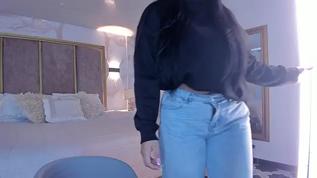 PaulinaDuarte online show from 06-06-26, 11:37