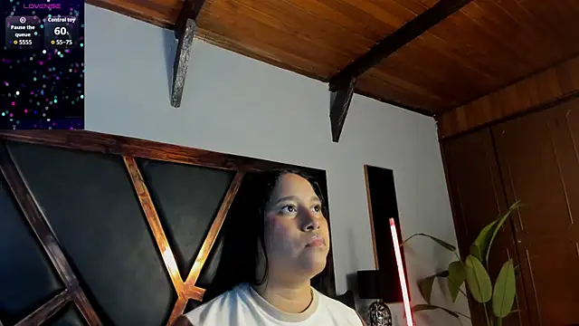 EmiliWilliams online show from 04-25-26, 10:40