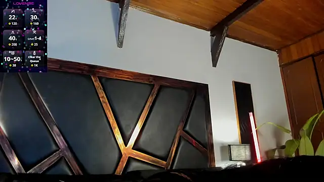 EmiliWilliams online show from 04-27-26, 11:47