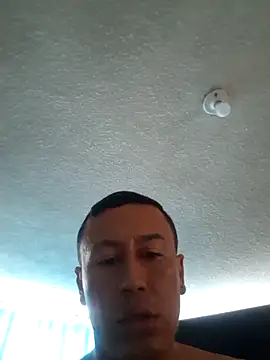 Snapshot of andresbigcock9 chatting on 11-08-25, 11:32 andresbigcock9 online show from 11-08-25, 11:32