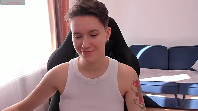 JessieFlower online show from 09-18-25, 08:16