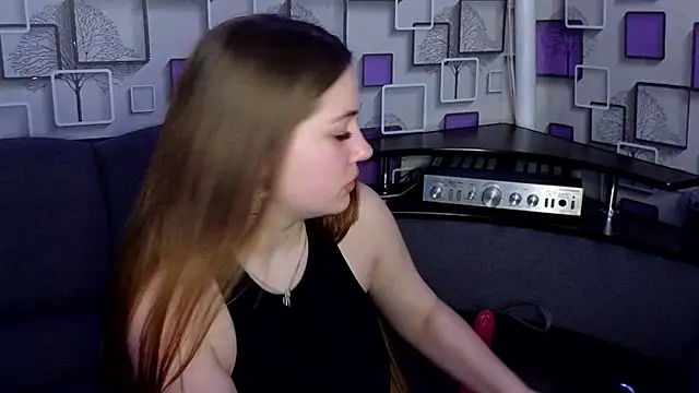 Snapshot of Grace_Fantasy chatting on 02-11-25, 11:44 Grace Fantasy online show from 02-11-25, 11:44