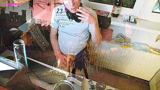 Snapshot of BongChannel chatting on 01-10-25, 08:29 BongChannel online show from 01-10-25, 08:29