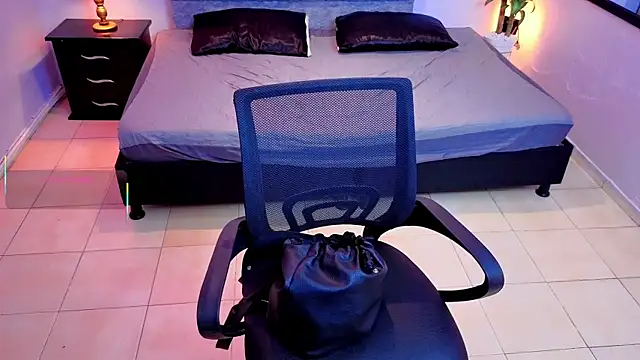 Lana stone  online show from 09-14-25, 03:16