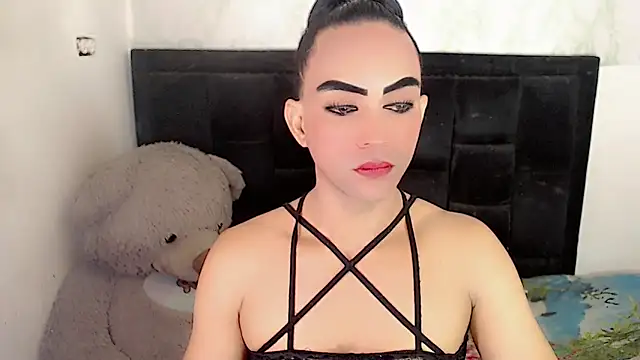 Snapshot of Michell_Queen chatting on 11-14-25, 06:34 Michell Queen online show from 11-14-25, 06:34