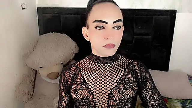 Snapshot of Michell_Queen chatting on 01-17-26, 06:51 Michell Queen online show from 01-17-26, 06:51